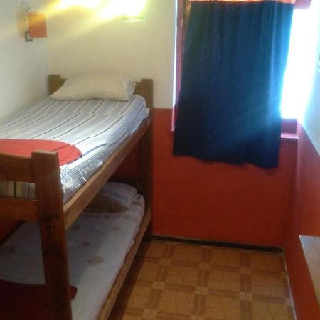 Campo Base Youth Hostel Mendoza Eksteriør billede